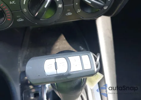 2015 Mazda Mazda3 I Sport из США, поврежденный, VIN 3MZBM1U7XFM207850